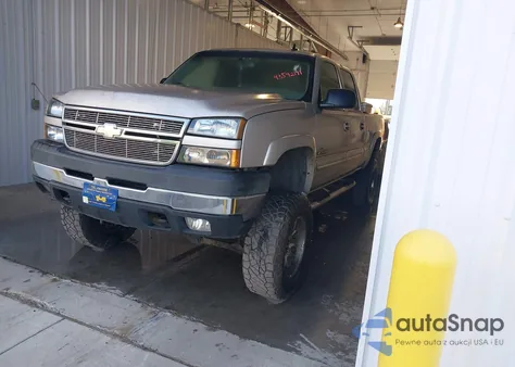 2007 Chevrolet Silverado 2500Hd Classic Lt3 из США, поврежденный, VIN 1GCHK23D47F147632